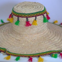 Chapeau traditionnel artisanal