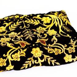 Broderie noire (Tariza Noir)